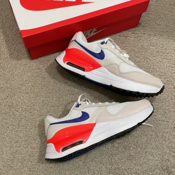Nike Air Max SYSTM Women's Shoes	
Size 7 brand new with box - Picture 4 of 9